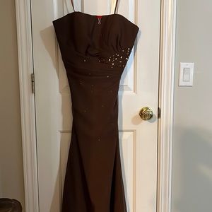 Formal long gown, brown with sequin’s